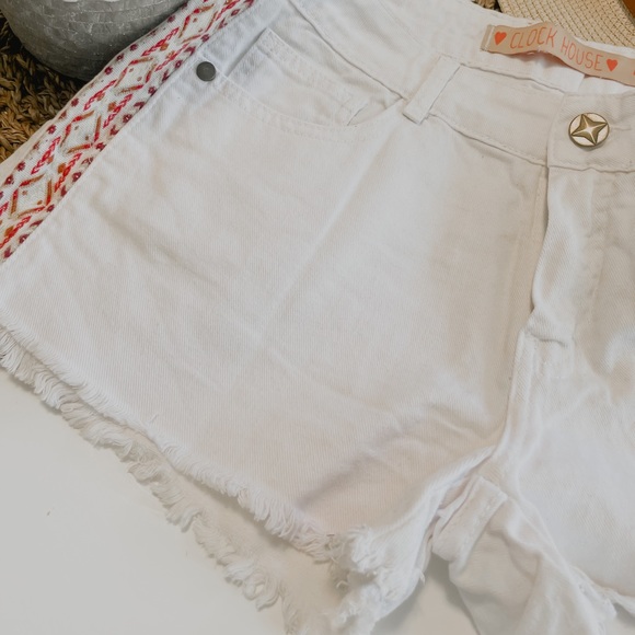 3 shorts $54 - Picture 4 of 4